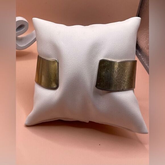 🔥❤️🔥 Raw Brass Adjustable Chevron Cuff Bracelet One Size Fits Most Add a… - Picture 7 of 9